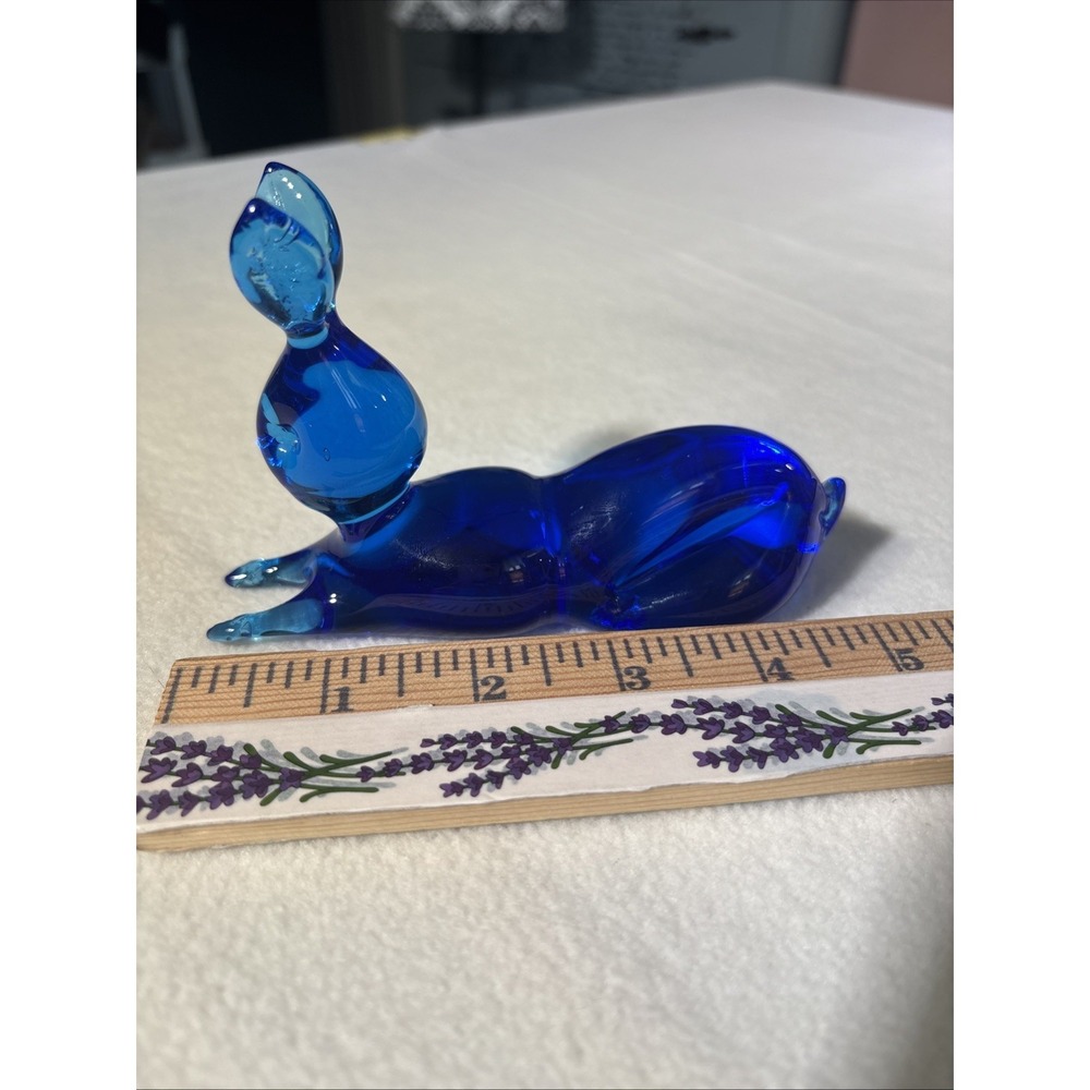 WILLIAMSBURG Vintage Handblown Artglass Cobalt Blue‎ Rabbit Figurine 5"